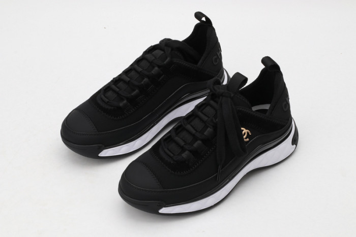 Chane* sneaker C000004