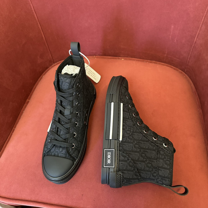 B23 OBLIQUE LOW Top SNEAKERS T00480H102