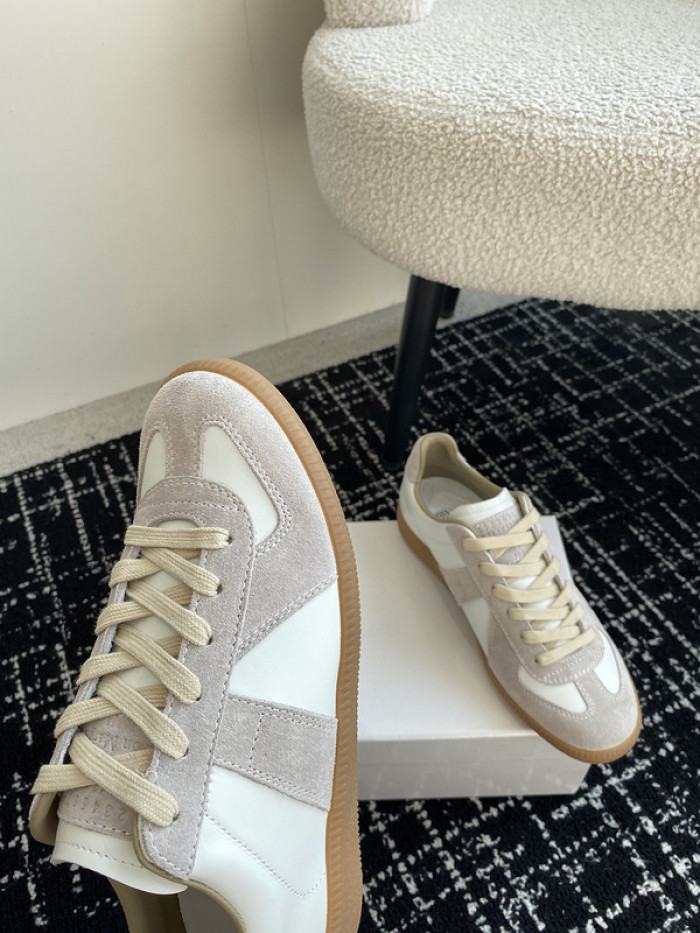 MAISON MARGIELA CALFSKIN S57WS0274