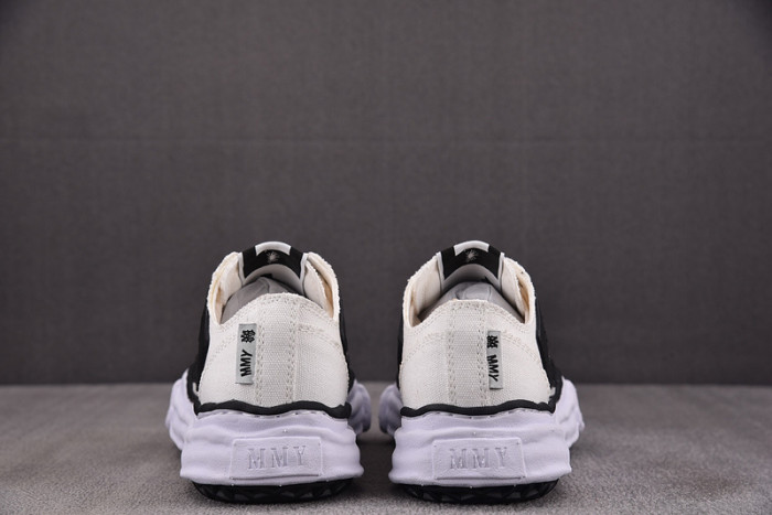 MAISON MIHARA YASUHIRO & AMIRI SNEAKER MMYS60