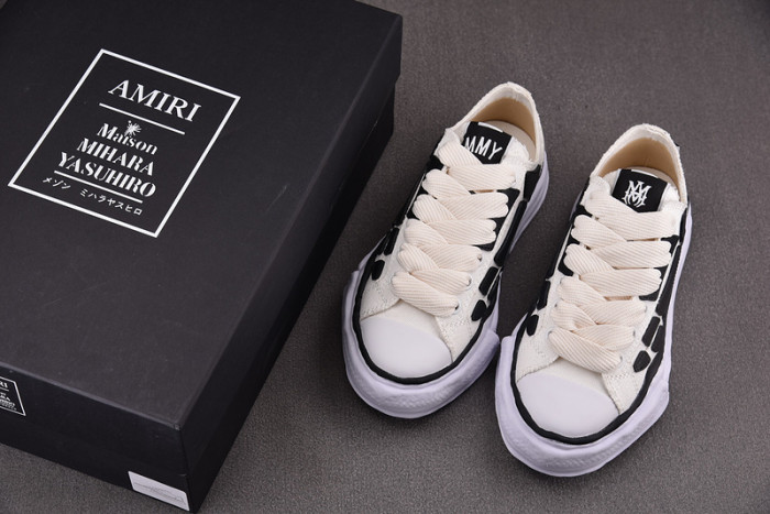 MAISON MIHARA YASUHIRO & AMIRI SNEAKER MMYS60