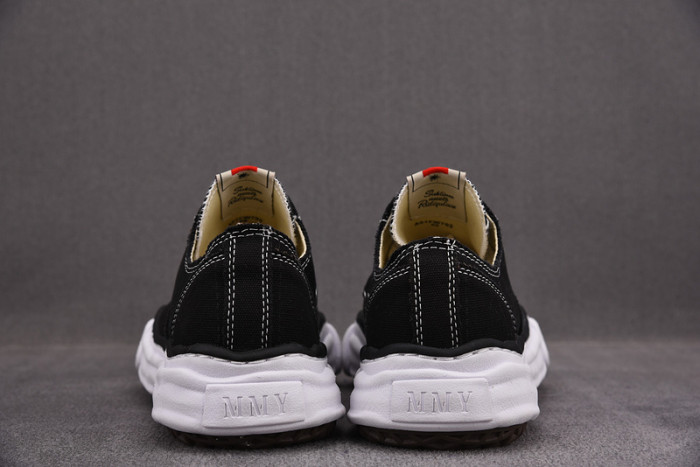 MAISON MIHARA YASUHIRO SNEAKER MMYS54