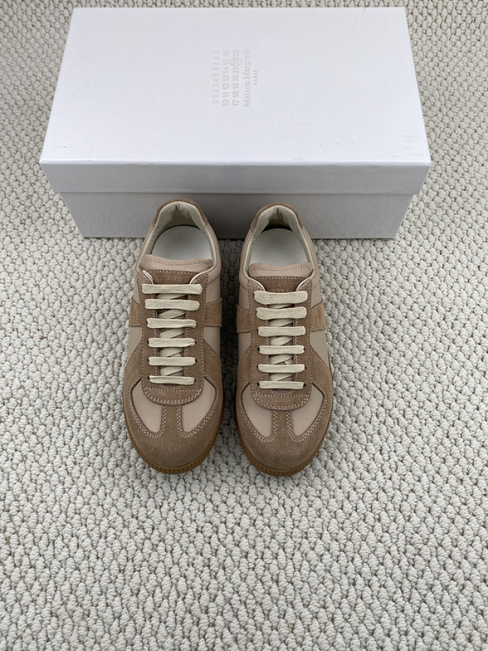 MAISON MARGIELA CALFSKIN S57WS0242
