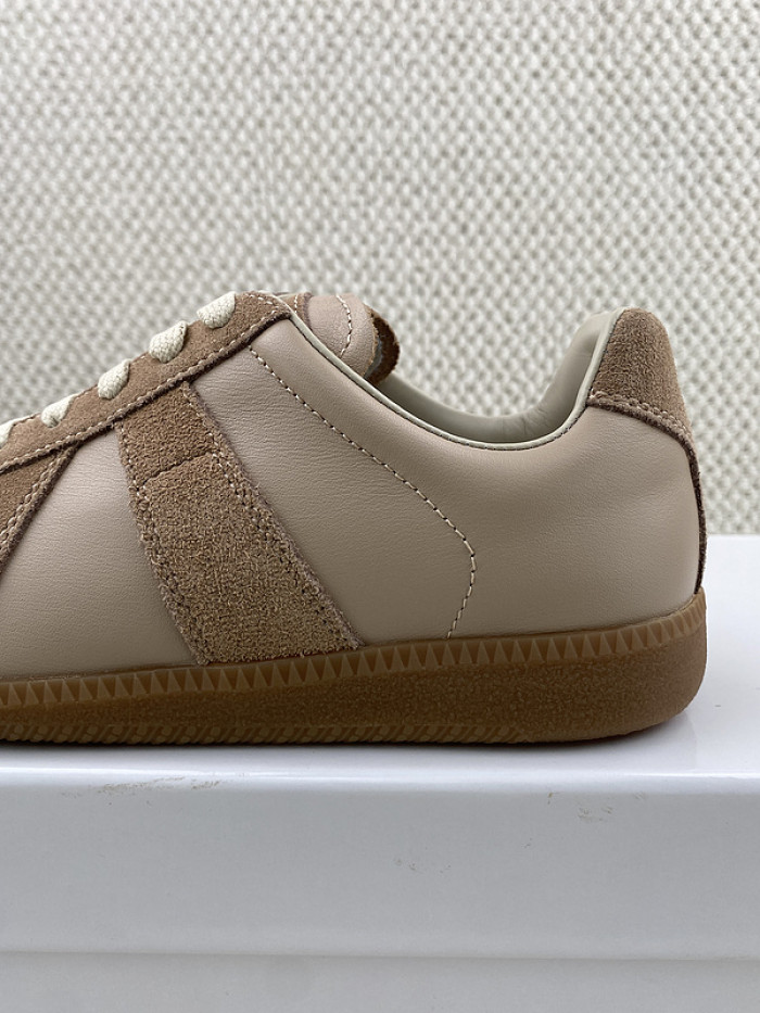 MAISON MARGIELA CALFSKIN S57WS0242