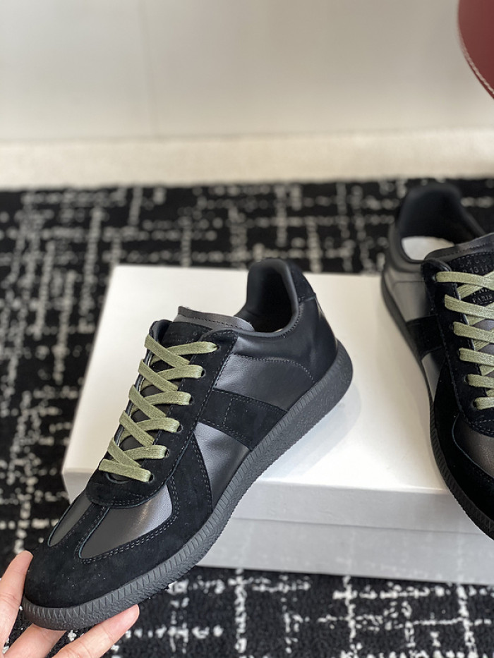 MAISON MARGIELA CALFSKIN S57WS0298