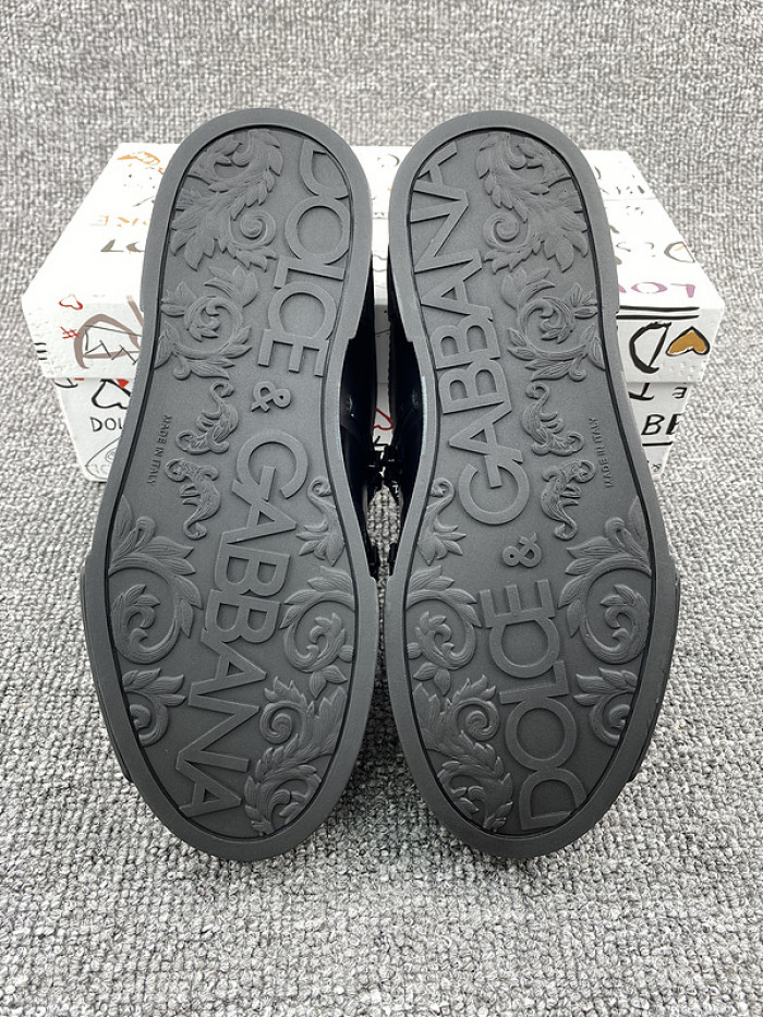 DG Sneaker DG49
