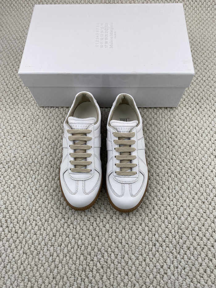 MAISON MARGIELA CALFSKIN S57WS0240