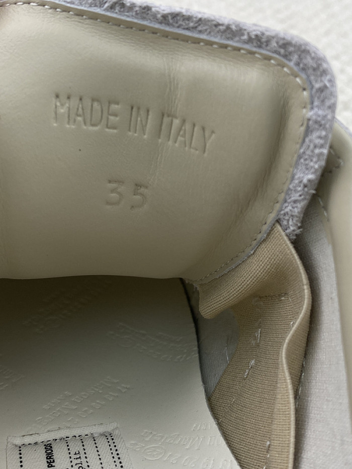 MAISON MARGIELA CALFSKIN S57WS0240