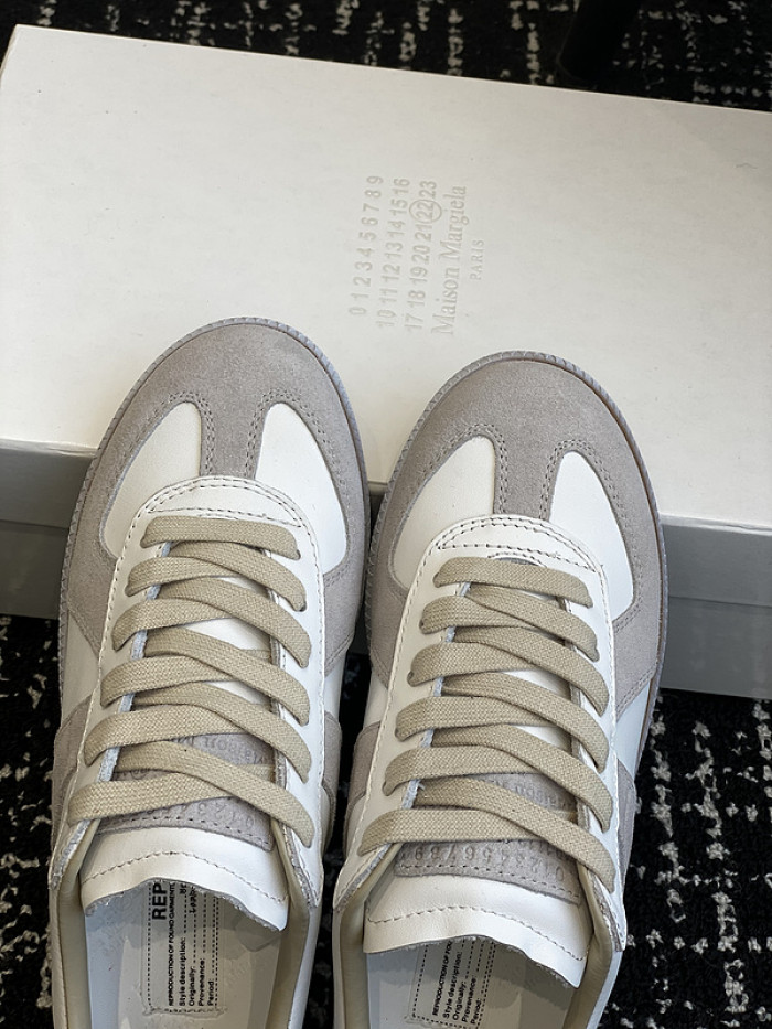 MAISON MARGIELA CALFSKIN S57WS0258