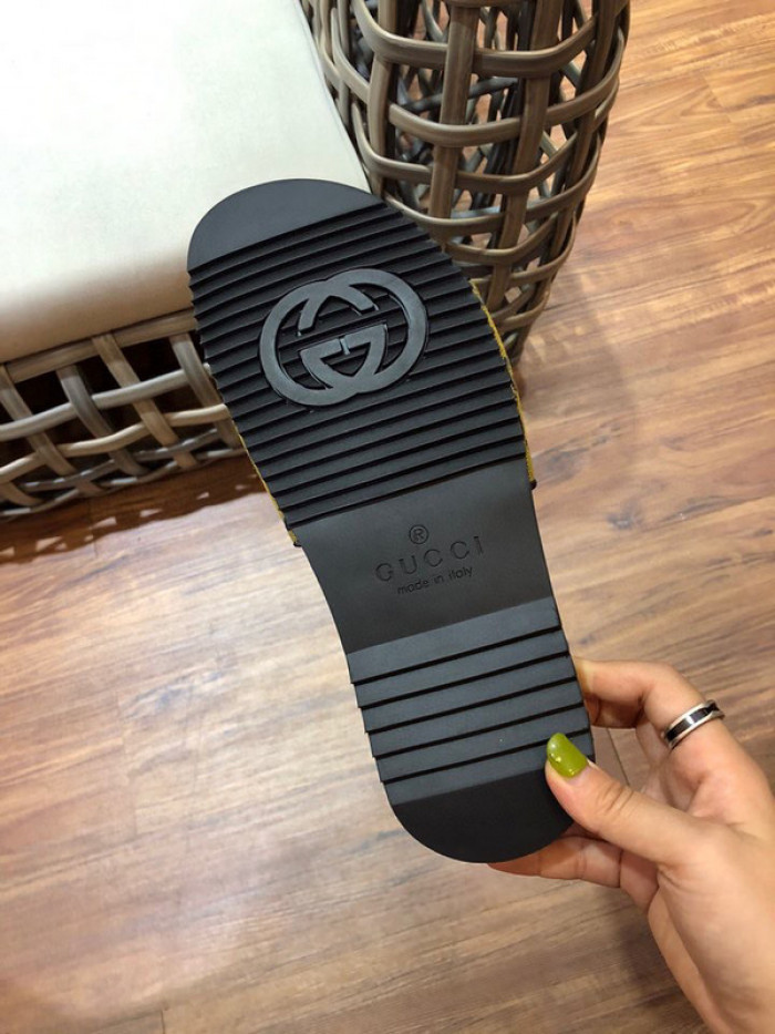 Gucc* Sandal142
