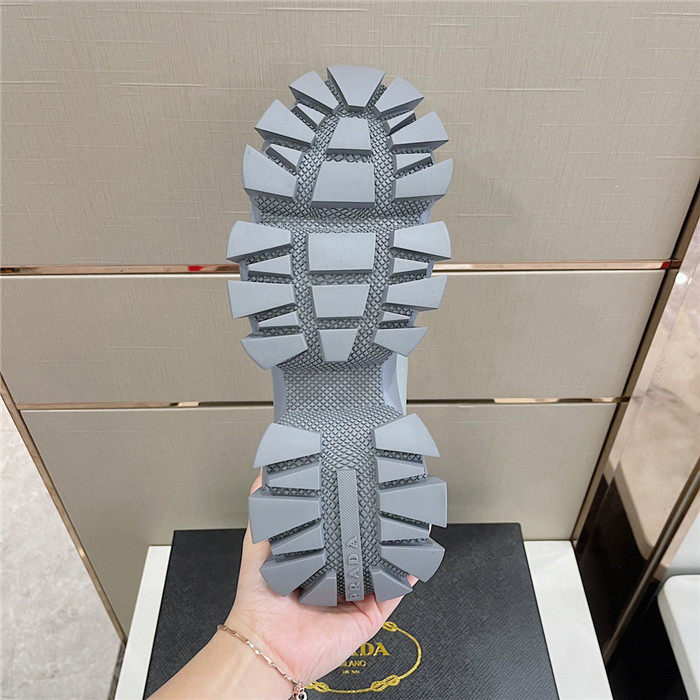 PRAD* SNEAKERS