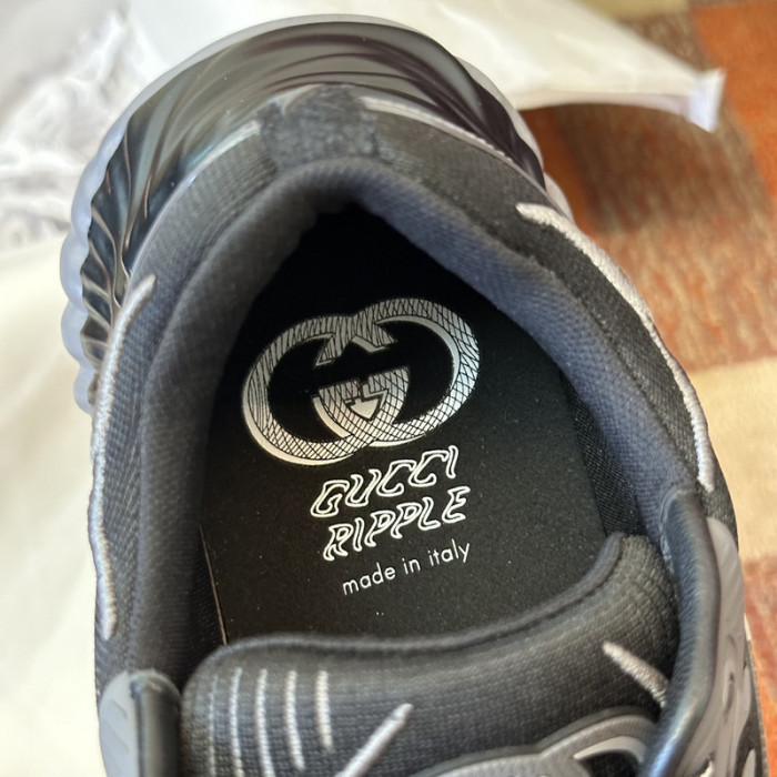 GUCC* SNEAKER GC144