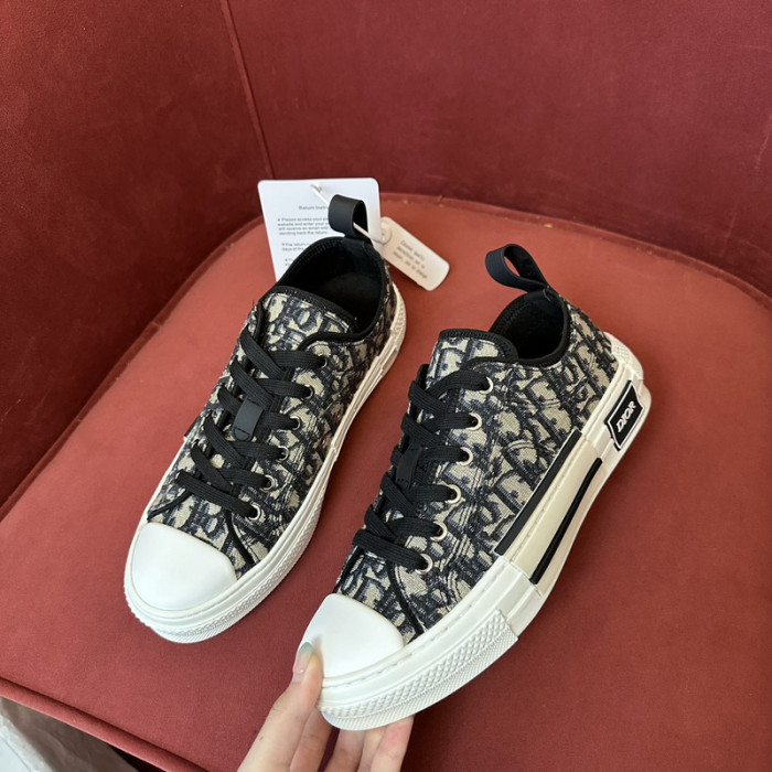 B23 OBLIQUE LOW Top SNEAKERS T00480H105