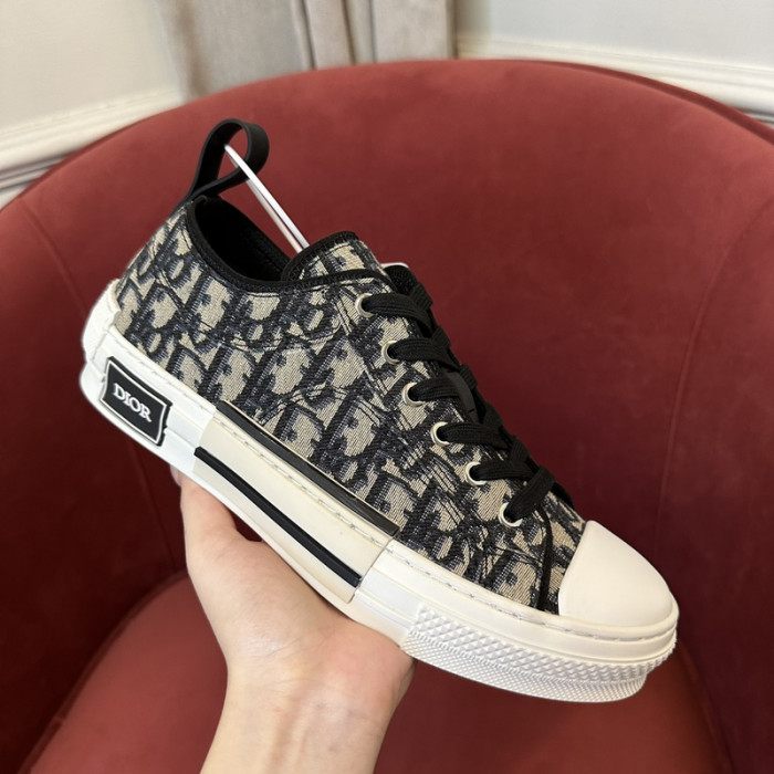 B23 OBLIQUE LOW Top SNEAKERS T00480H105