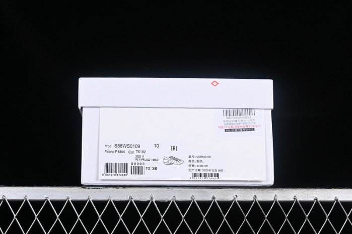 MAISON MARGIELA CALFSKIN SILVER S58WS0105