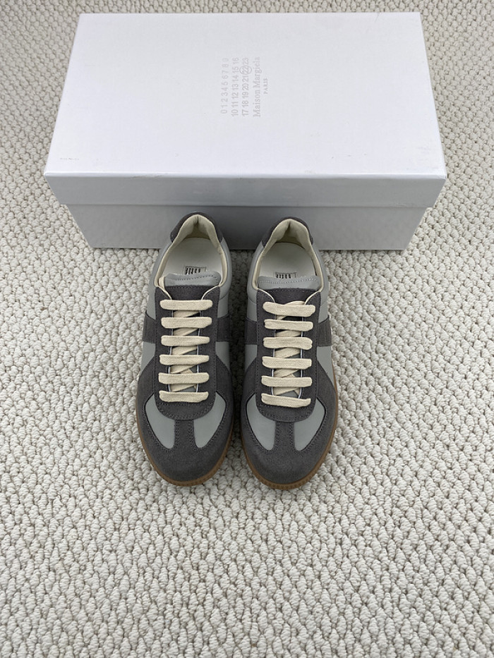 MAISON MARGIELA CALFSKIN S57WS0238