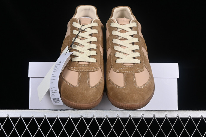 MAISON MARGIELA CALFSKIN BROWN S58WS0108