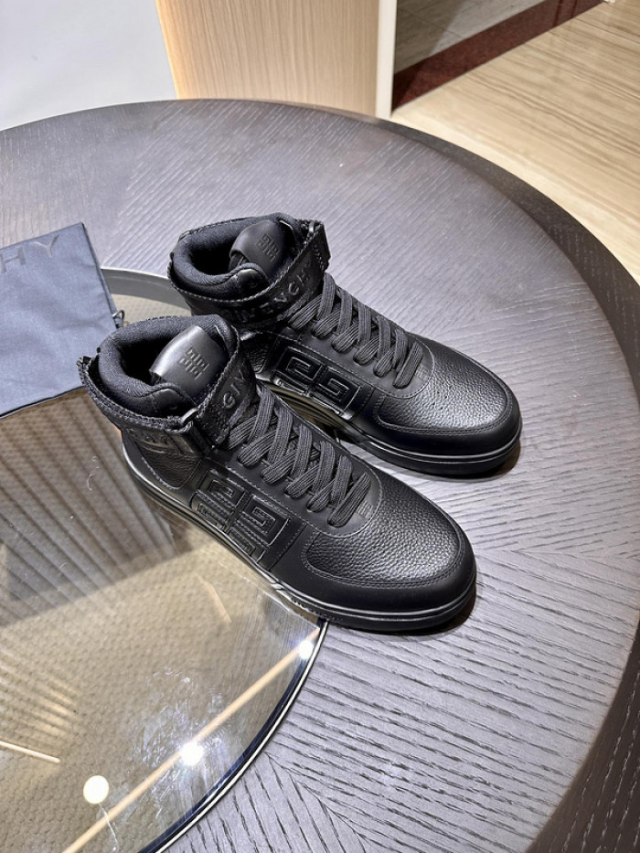 Givenchy Sneakers 660024