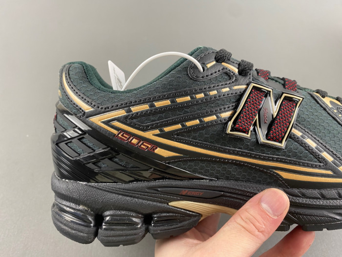New Balance 1906R Kith Black M1906RKS