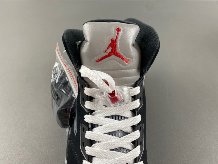 Air Jordan 5 “Black Metallic Reimagined” HF3975-001