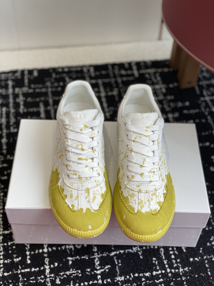 MAISON MARGIELA CALFSKIN S57WS0336