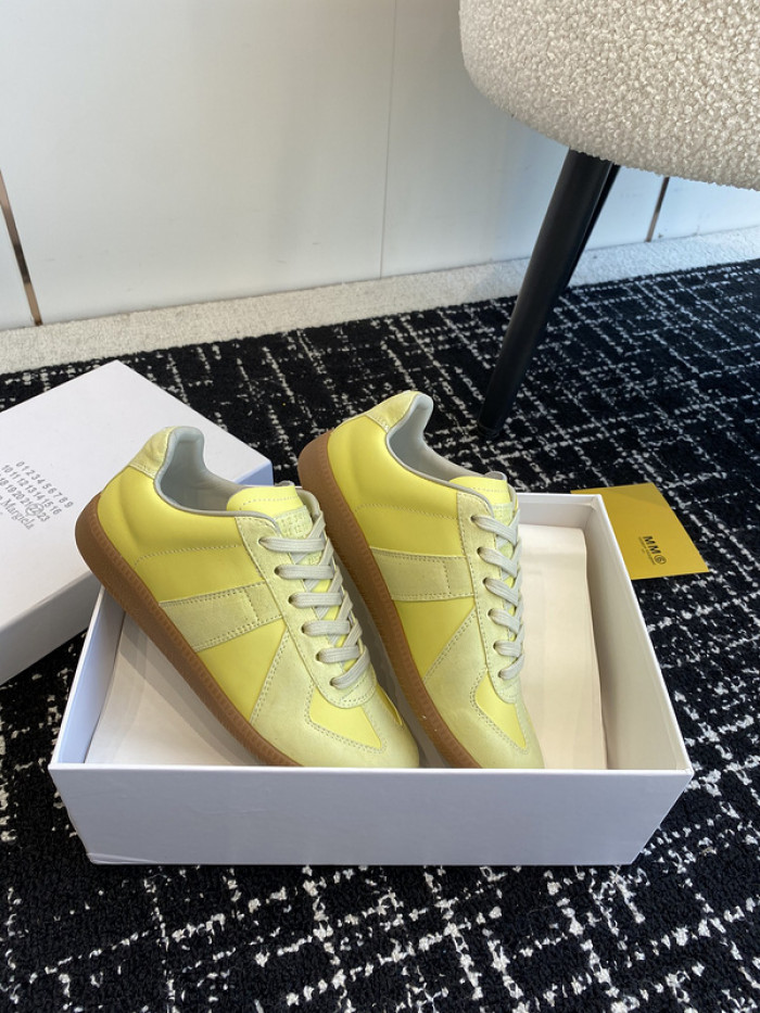 MAISON MARGIELA CALFSKIN S57WS0292
