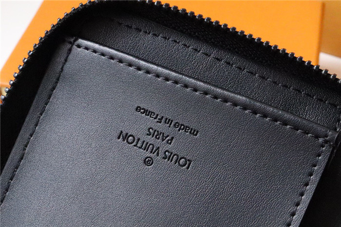 L&V WALLET WA08