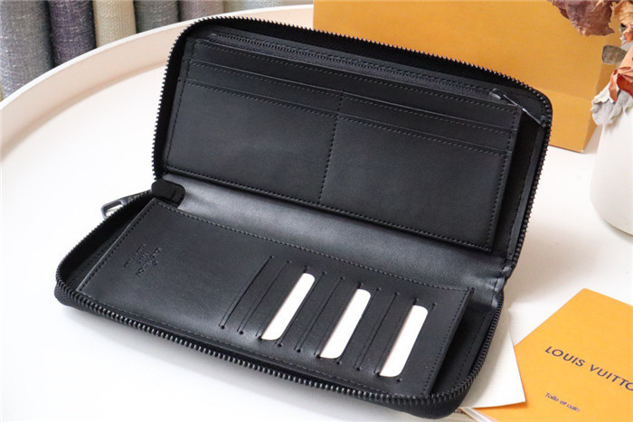L&V WALLET WA08