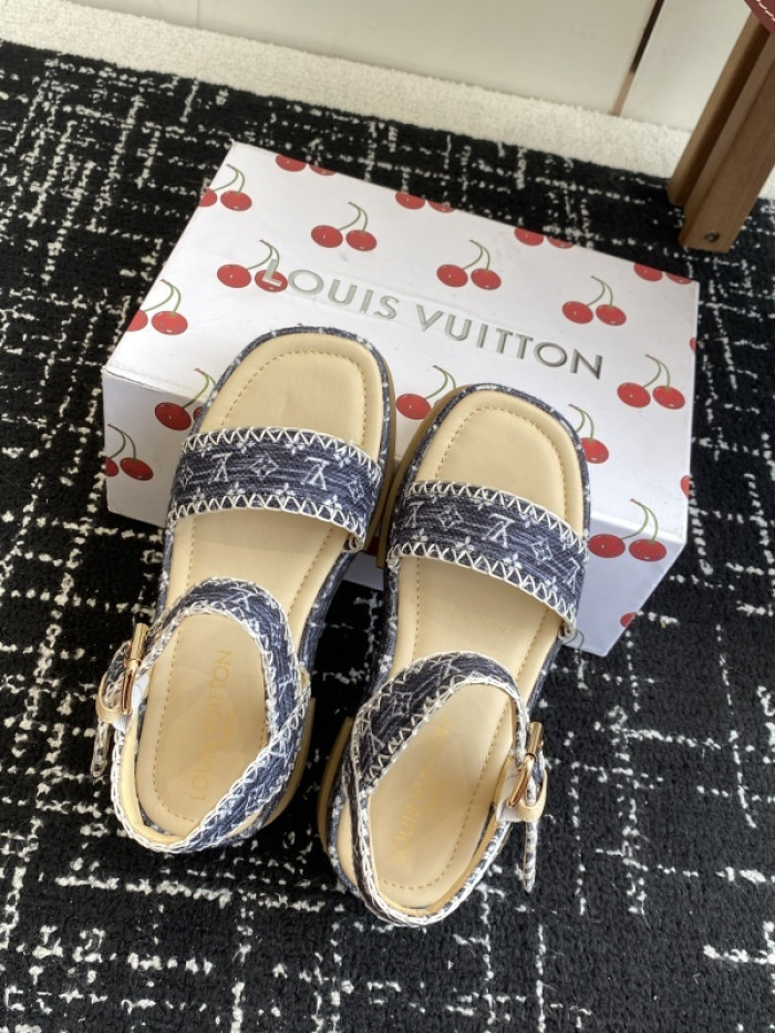 L&V sandal 229