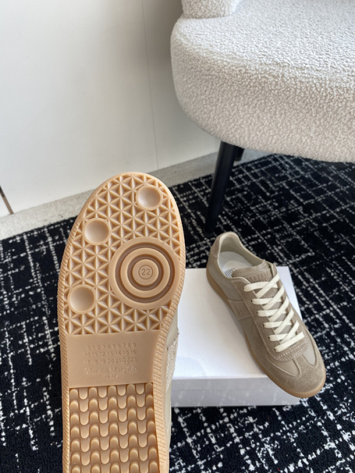 MAISON MARGIELA CALFSKIN S57WS0269