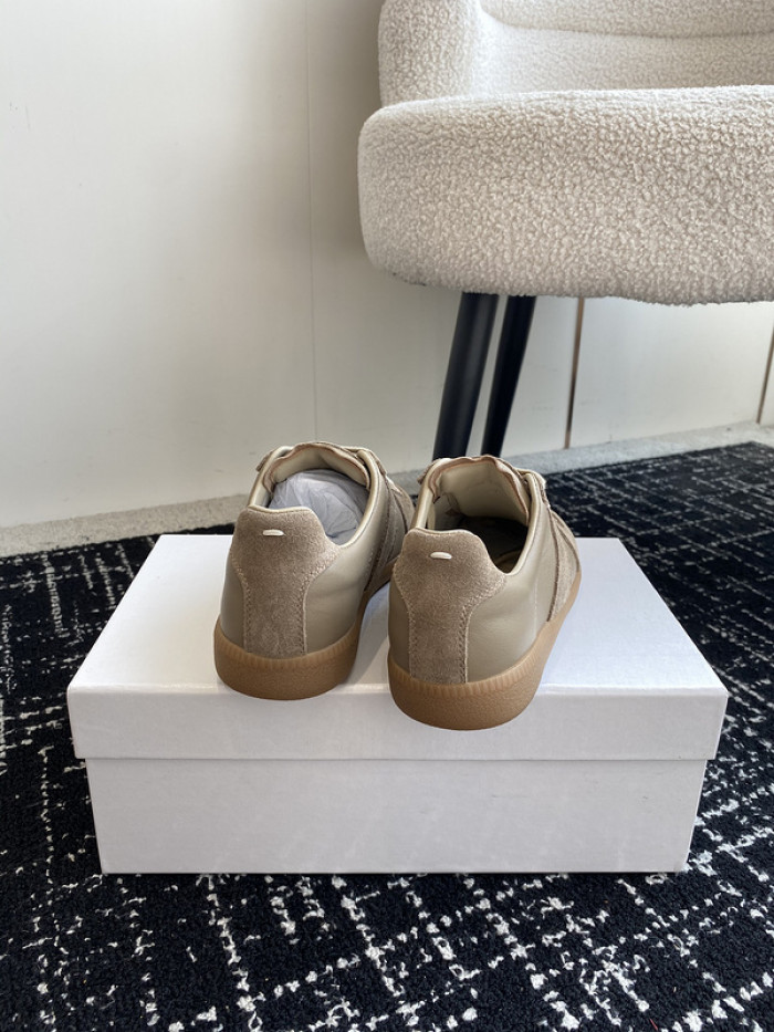 MAISON MARGIELA CALFSKIN S57WS0269