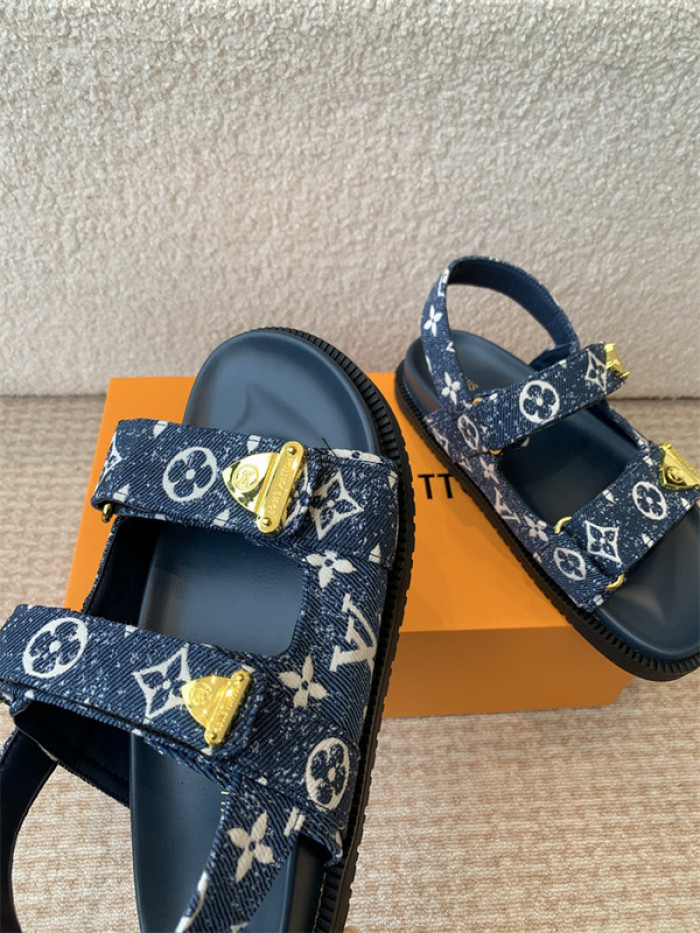 L&V sandal 205