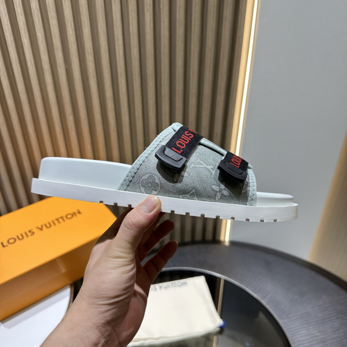 L&V sandal 151
