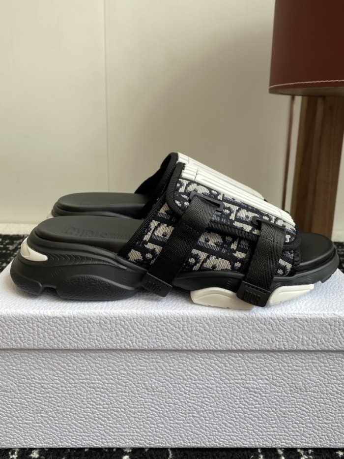 Dio* sandals DS100