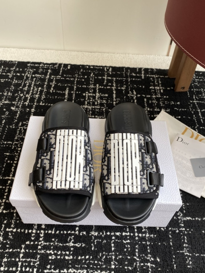Dio* sandals DS100