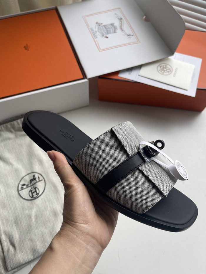Herme* Sandal HS106