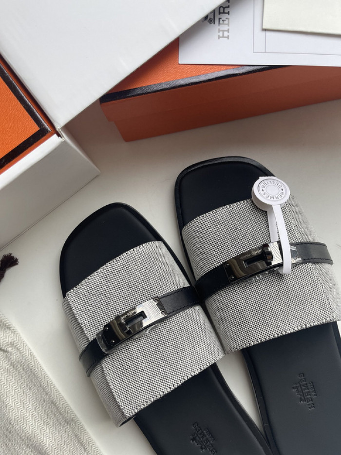 Herme* Sandal HS106