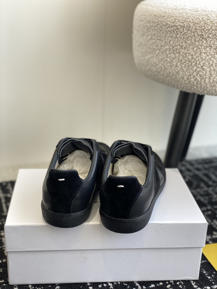 MAISON MARGIELA CALFSKIN S57WS0288