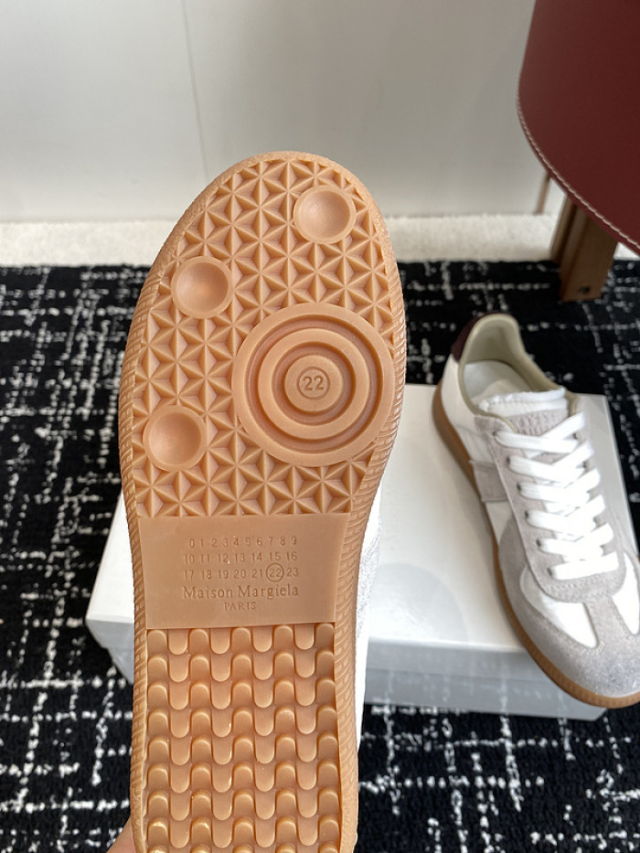 MAISON MARGIELA CALFSKIN S57WS0307