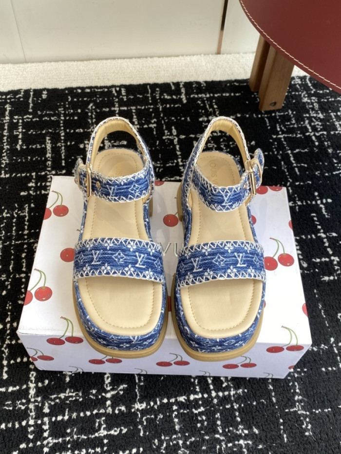 L&V sandal 227