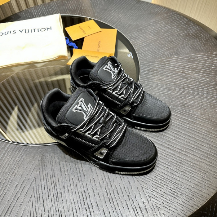 LV snekaers L0000448