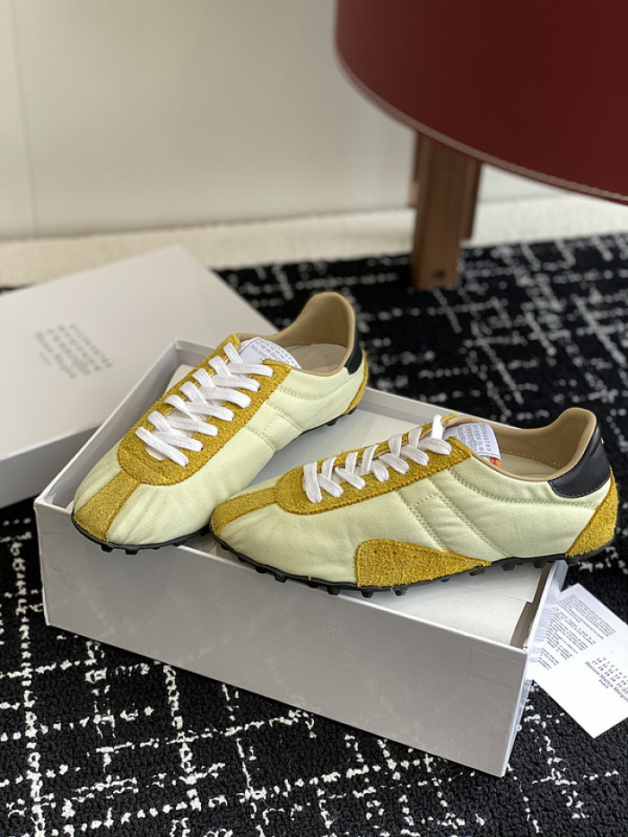 MAISON MARGIELA CALFSKIN S57WS0257