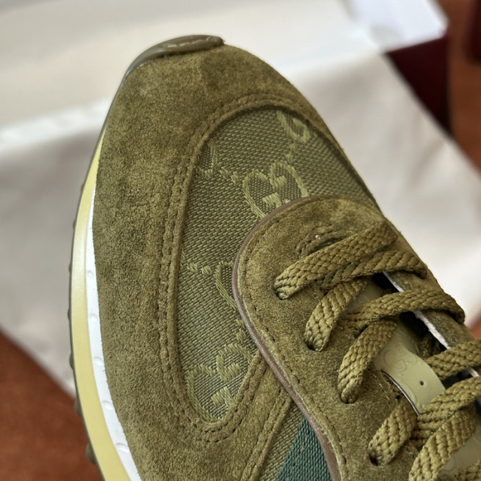 GUCC* SNEAKER GC195