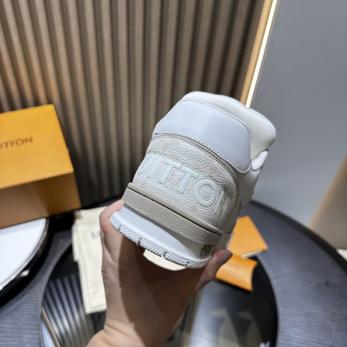 LV snekaers L0000600