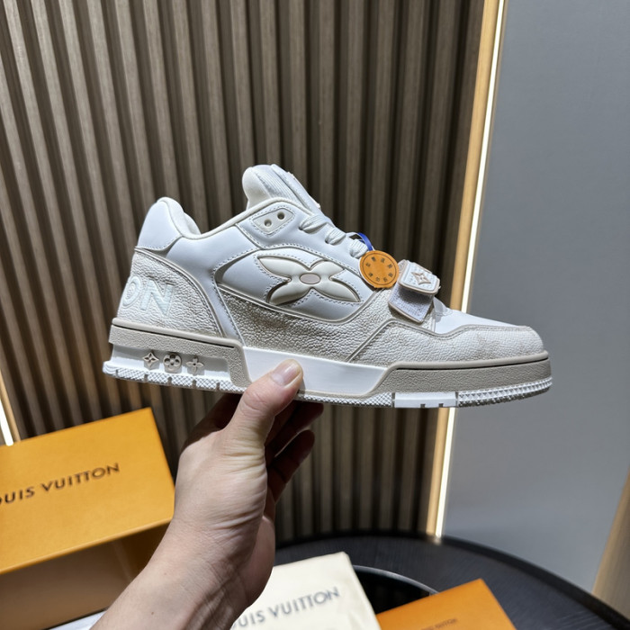 LV snekaers L0000600