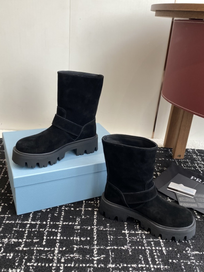 PRAD* boots P226