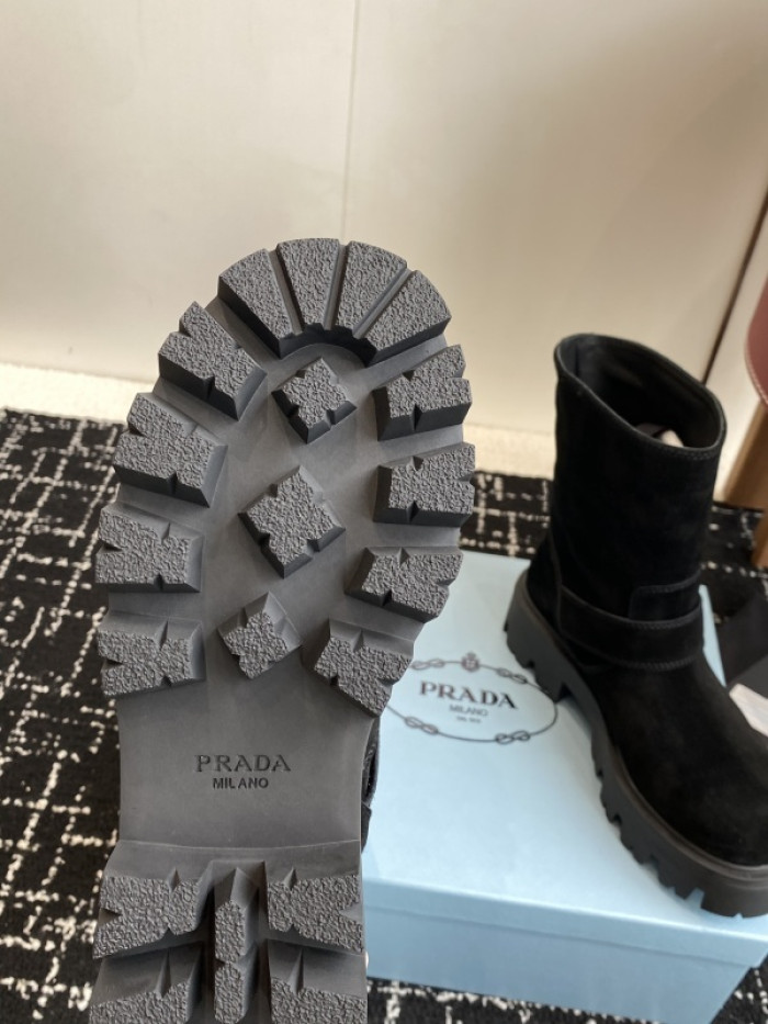 PRAD* boots P226