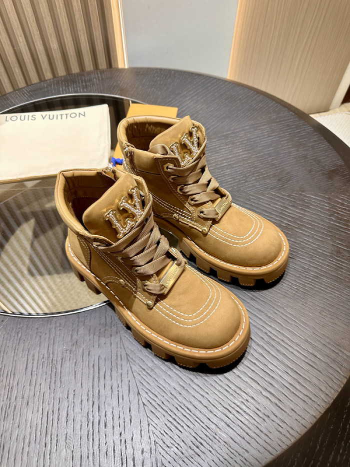 LV Boots L0000389