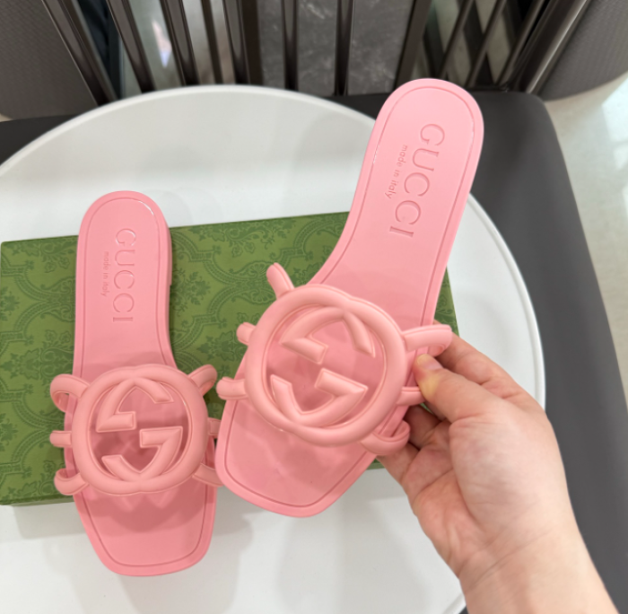 Gucc* Sandal149