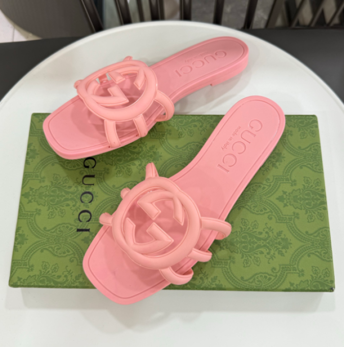 Gucc* Sandal149